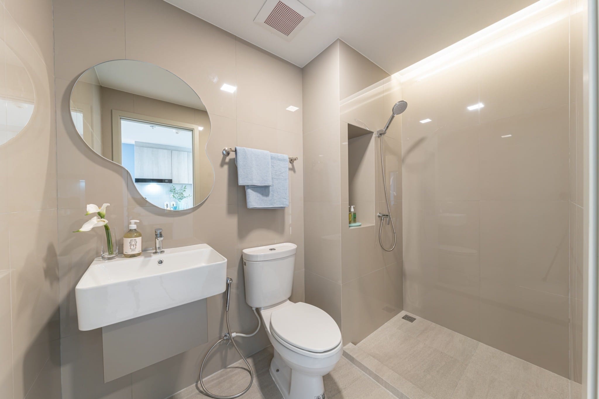 COBE Kaset-Sripatum (Double Bedroom)